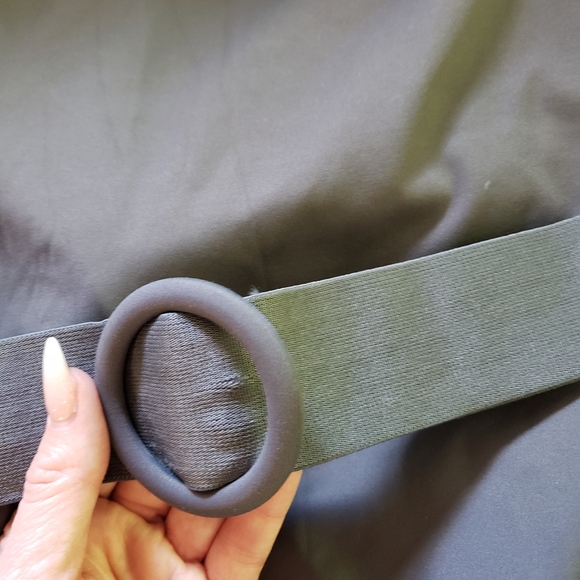 SKIMS L NWT Sculpting belted strapless NWT Gunmetal gray - Picture 4 of 5